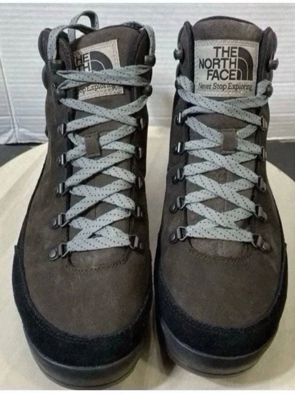 The North Face Back To Berkeley IV Waterproof Hiking Boots Snow Winter 10 NWT!